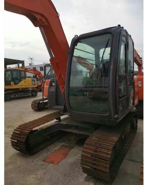 2020 Hitachi ZX70 mini excavator, front three-quarter view 2020 Hitachi ZX70 mini excavator, front three-quarter view