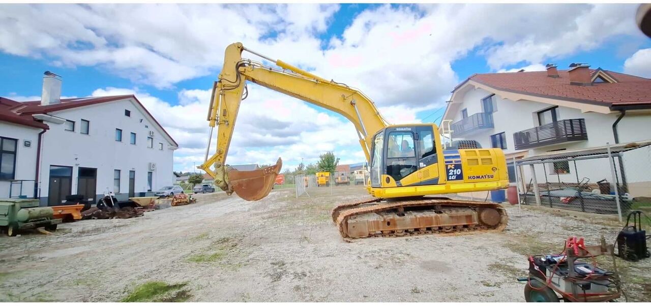 Komatsu PC210LC-10 crawler excavator, side view