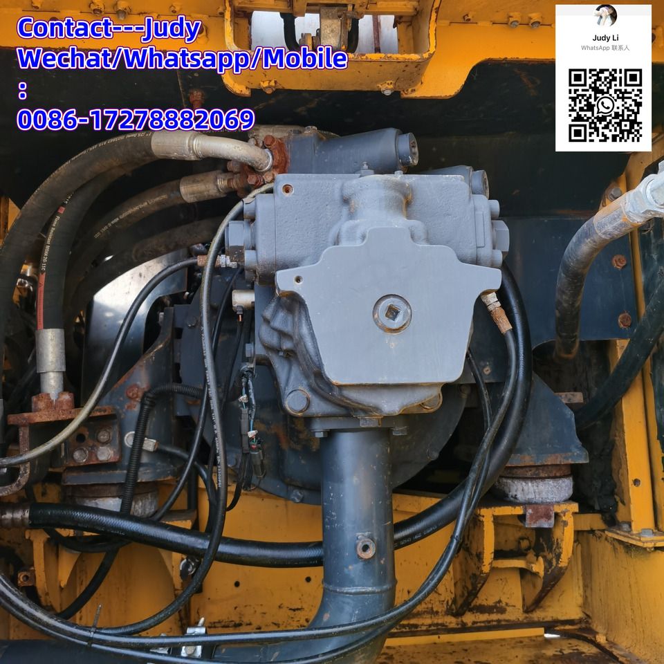 2020 Komatsu PC360 crawler excavator hydraulic pump detail