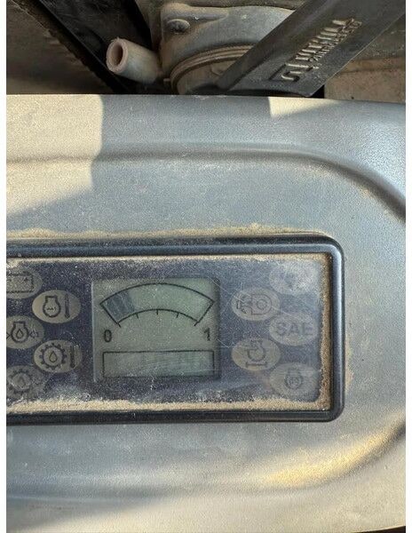 2005 JCB 8032 mini excavator instrument cluster view
