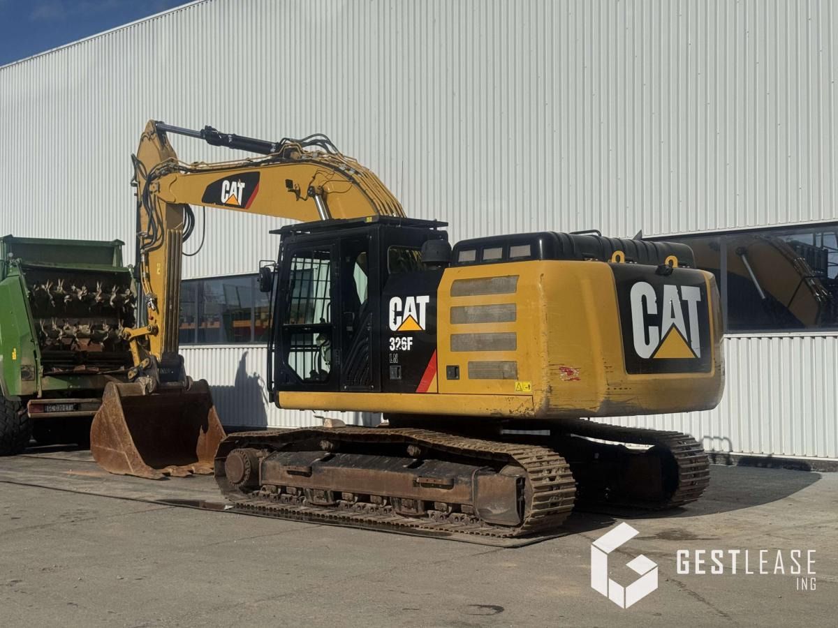 2018 Caterpillar 326FLN crawler excavator, side profile view