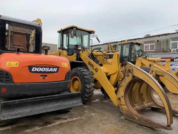 Escavatore cingolato Doosan DH60-7 del 2019
