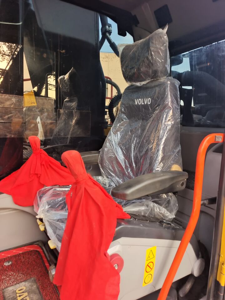 2025 Volvo EC350D crawler excavator interior cab view 2025 Volvo EC350D crawler excavator interior cab view