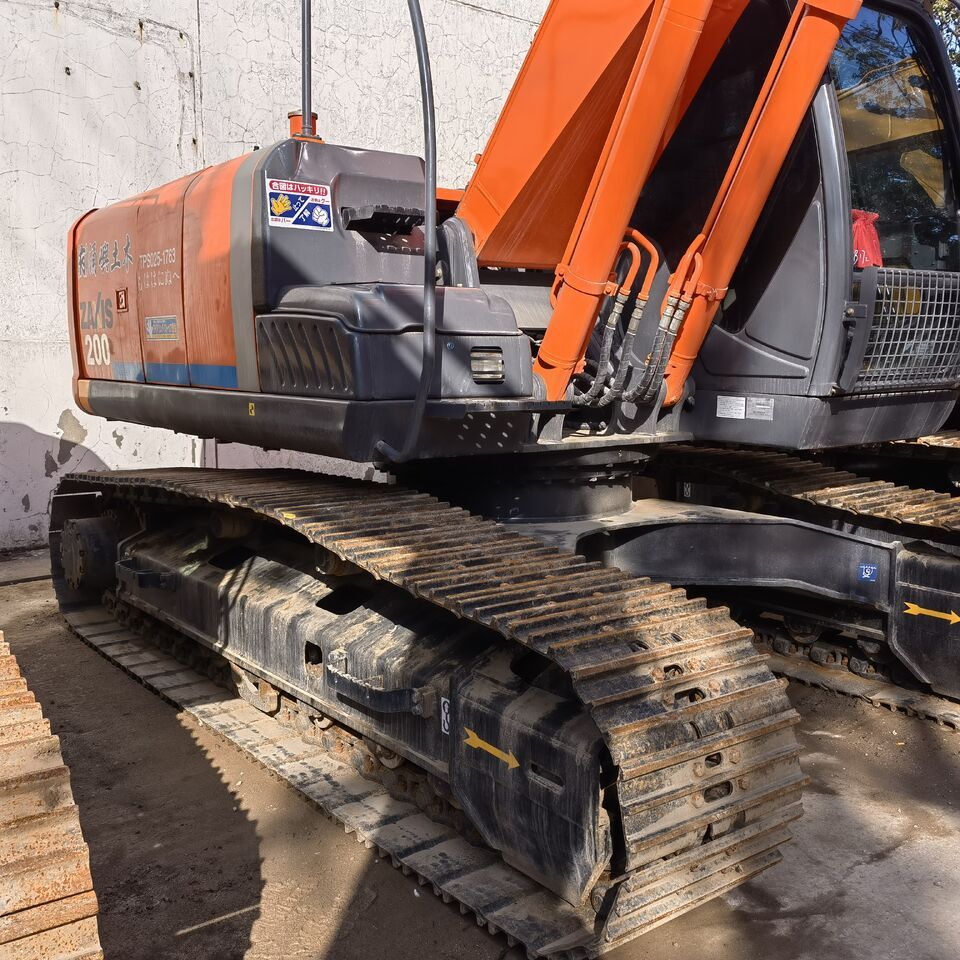 2022 Hitachi Zaxis 200 crawler excavator side view 2022 Hitachi Zaxis 200 crawler excavator side view