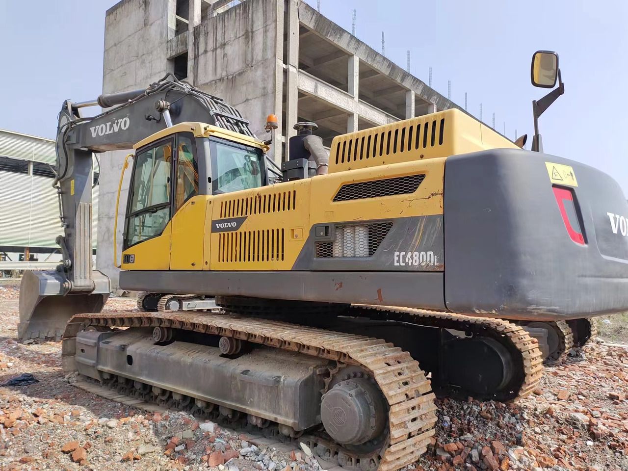 2020 Volvo EC480DL crawler excavator, side view 2020 Volvo EC480DL crawler excavator, side view