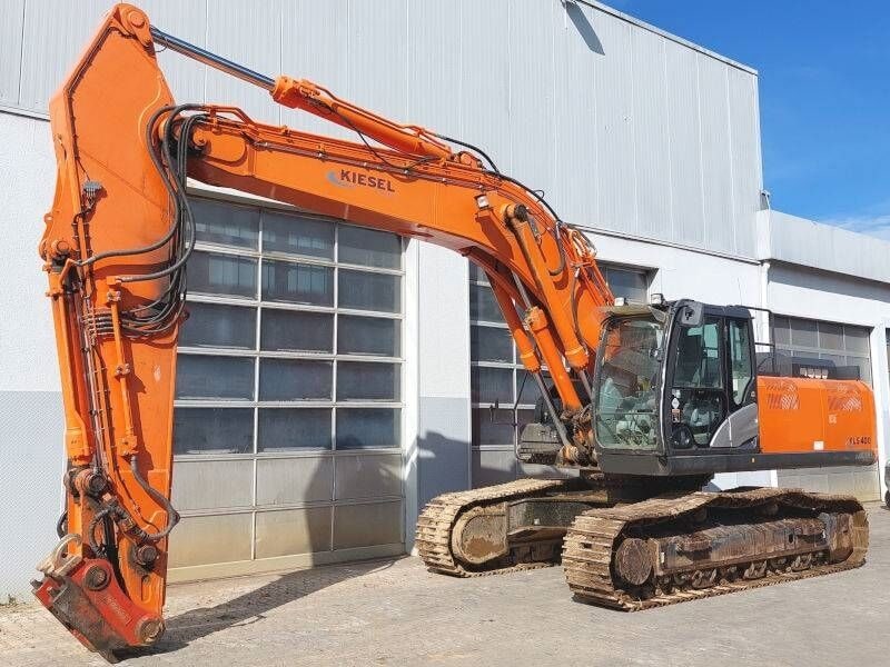 2017 Hitachi KLS400-6 crawler excavator side view 2017 Hitachi KLS400-6 crawler excavator side view