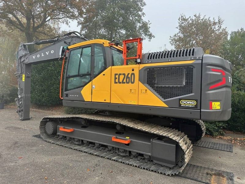 2025 Volvo EC260 crawler excavator side view 2025 Volvo EC260 crawler excavator side view