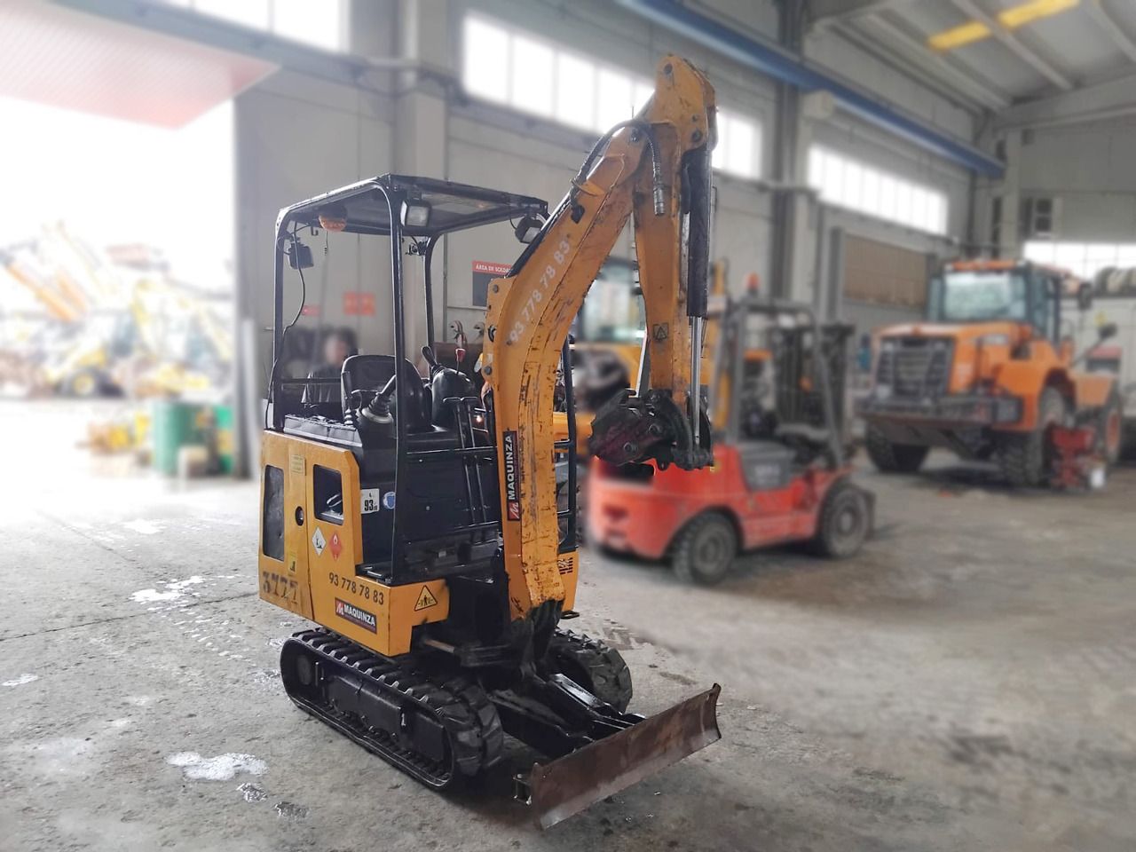2019 JCB 15C mini excavator, front three-quarter view 2019 JCB 15C mini excavator, front three-quarter view