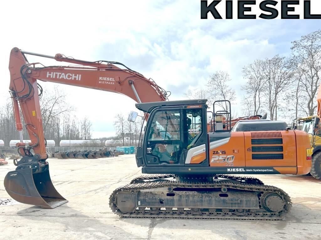 2022 Hitachi ZX250 LCN-7 crawler excavator side view
