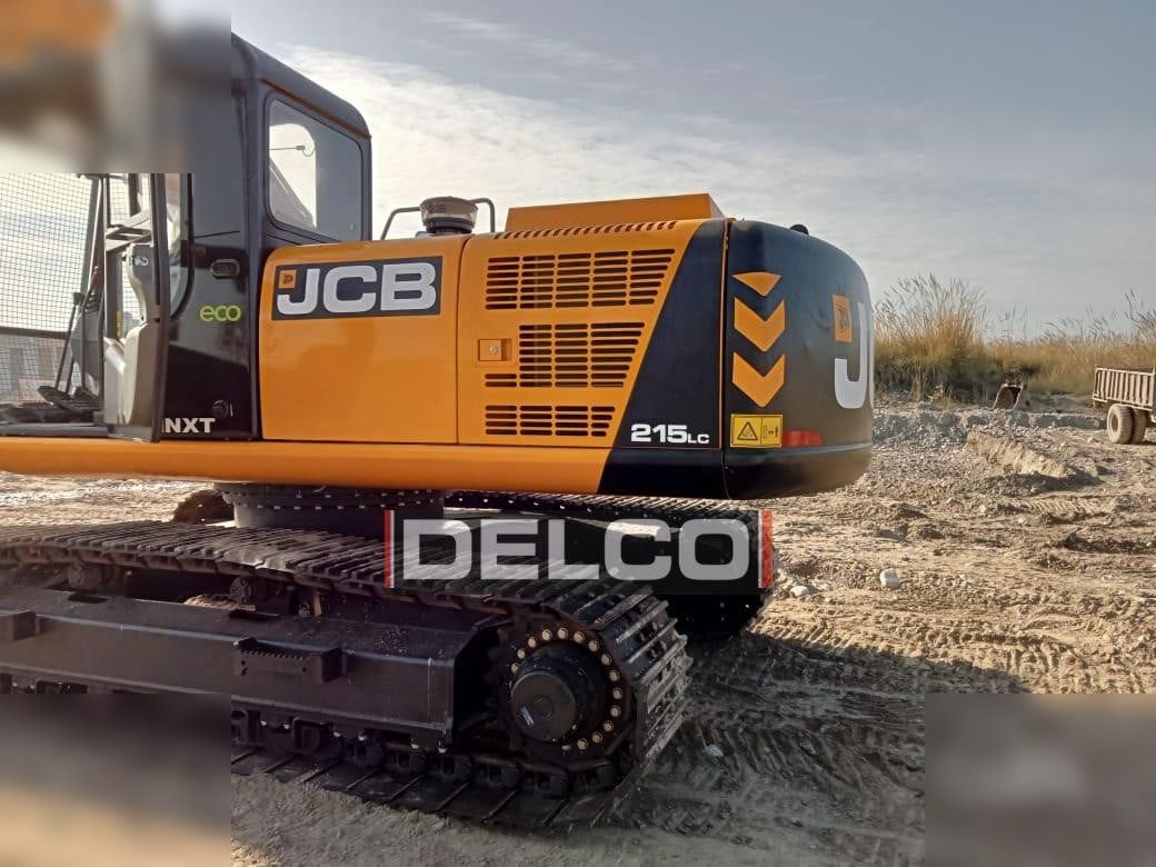 2026 JCB NXT 215LC crawler excavator side view 2026 JCB NXT 215LC crawler excavator side view