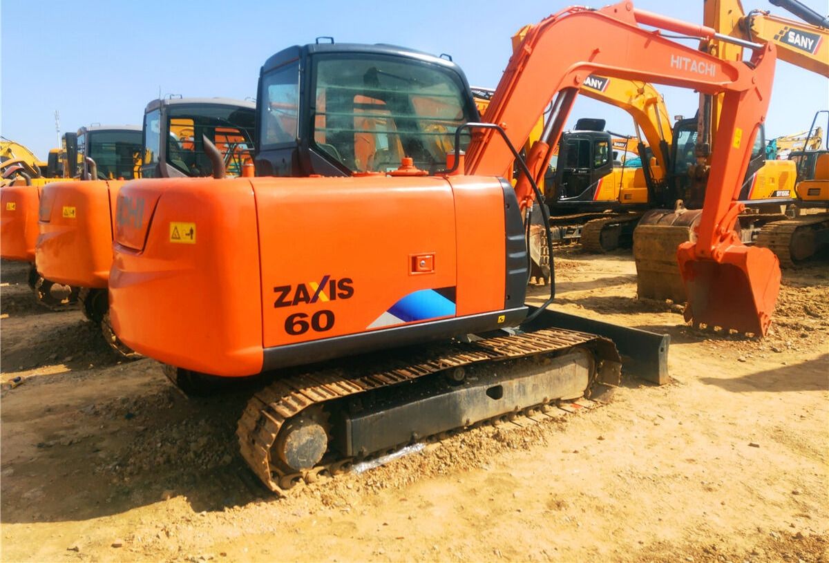 Hitachi Zaxis 60 mini excavator, rear three-quarter view Hitachi Zaxis 60 mini excavator, rear three-quarter view