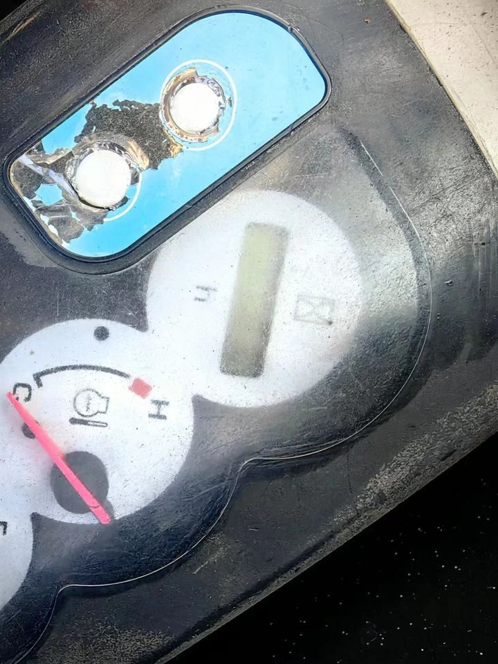 2020 Komatsu PC15 mini excavator instrument cluster view
