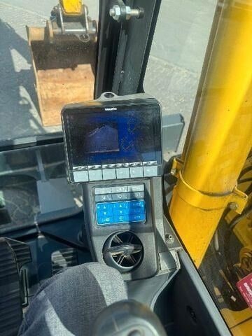 2016 Komatsu PC138US-11 crawler excavator interior monitor view 2016 Komatsu PC138US-11 crawler excavator interior monitor view