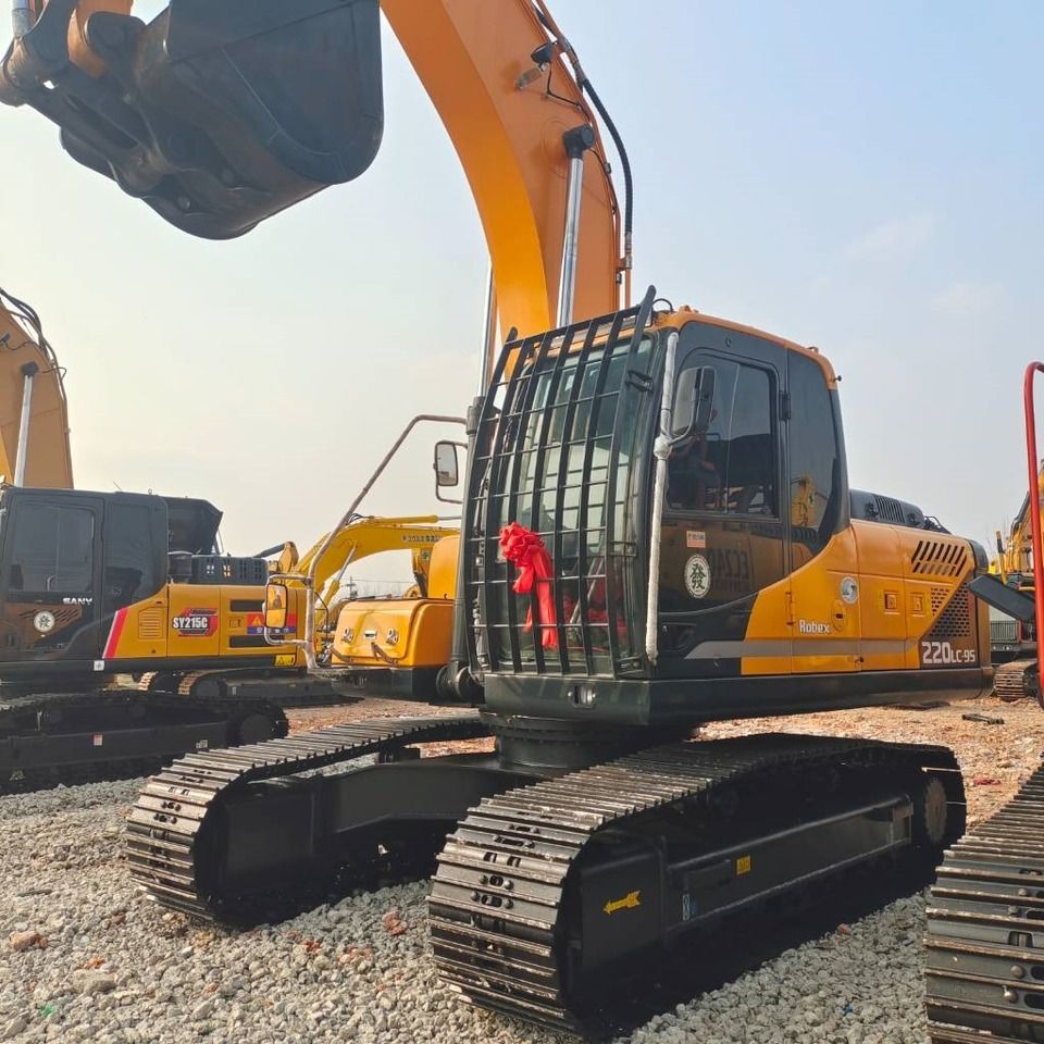 2024 Hyundai R220LC-9S crawler excavator, front three-quarter view