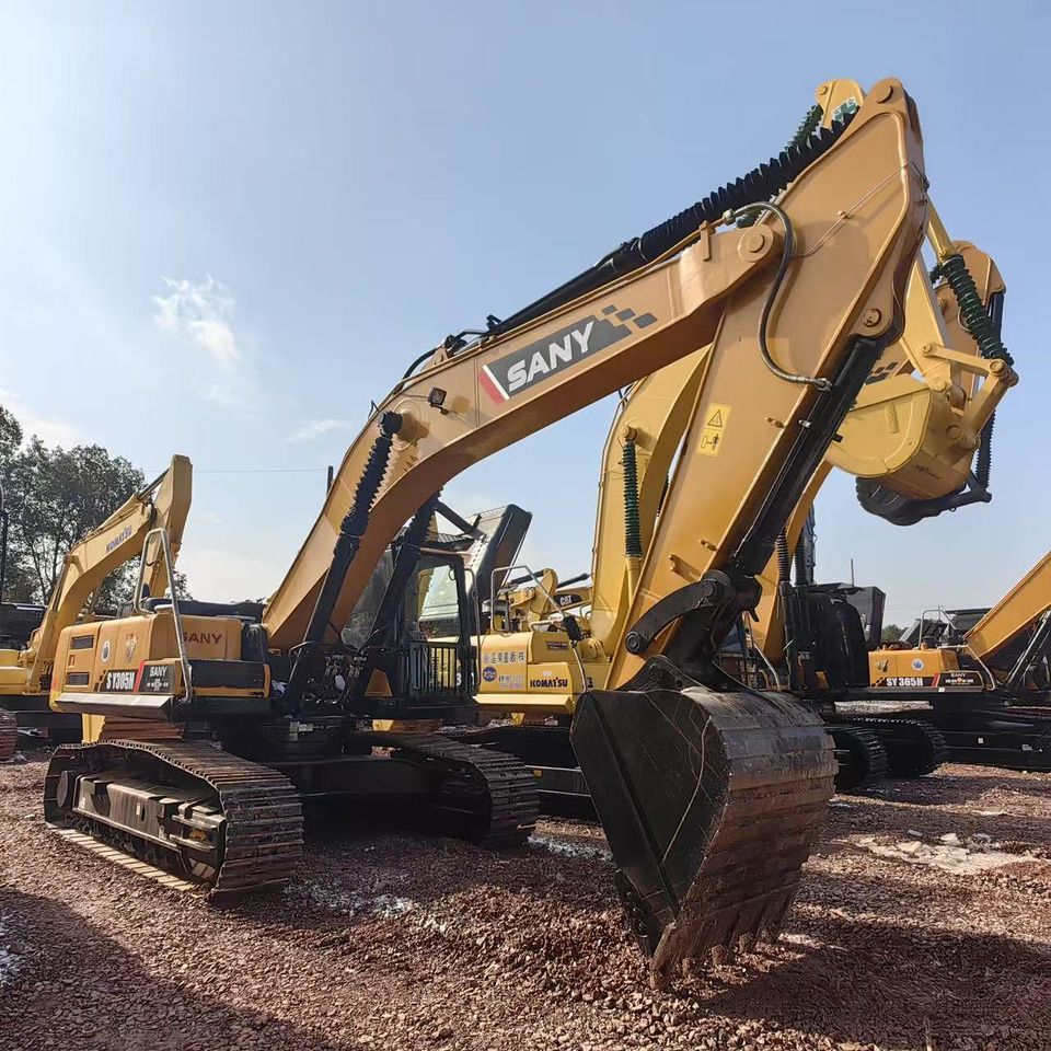 2023 Sany SY305H crawler excavator, front three-quarter view 2023 Sany SY305H crawler excavator, front three-quarter view