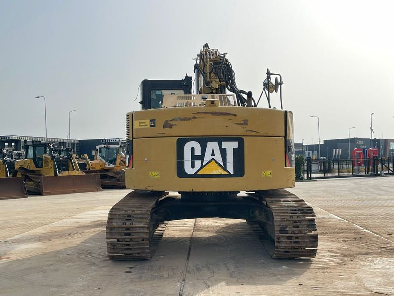2012 Caterpillar 321D crawler excavator, rear view 2012 Caterpillar 321D crawler excavator, rear view