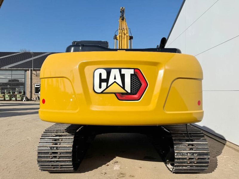 2024 Caterpillar 323D3 crawler excavator rear view 2024 Caterpillar 323D3 crawler excavator rear view