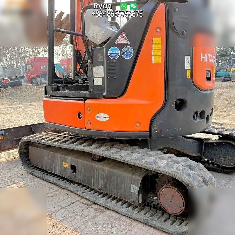 2015 Hitachi ZX30U-5A mini excavator side view
