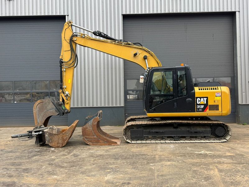 2019 Caterpillar 313FLGC crawler excavator, side view 2019 Caterpillar 313FLGC crawler excavator, side view