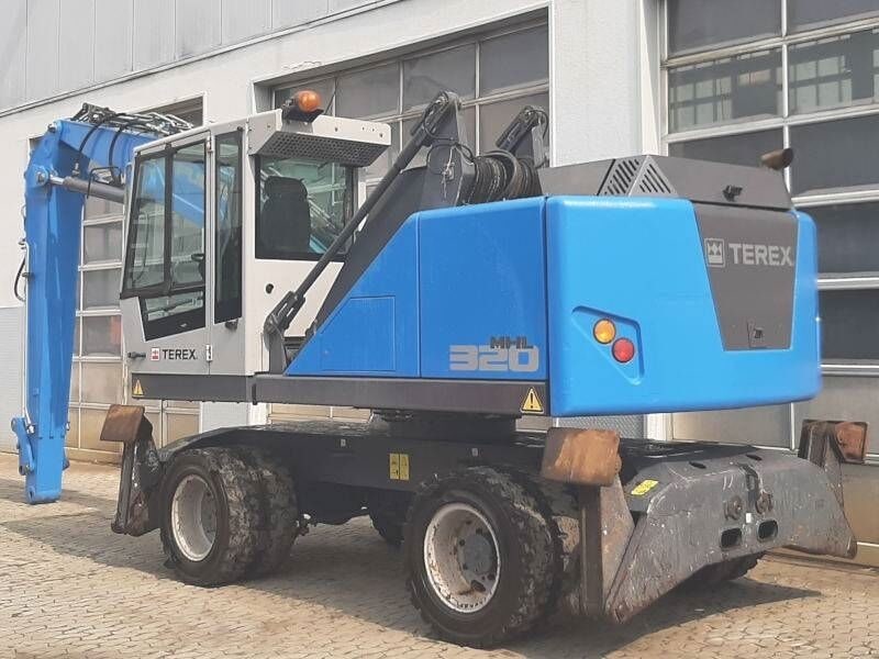 2016 Terex MHL 320 material handler, rear three-quarter view 2016 Terex MHL 320 material handler, rear three-quarter view