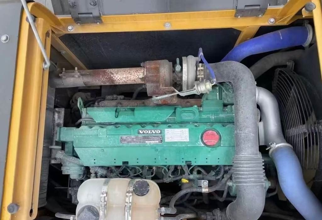 2024 Volvo EC210 crawler excavator engine compartment view 2024 Volvo EC210 crawler excavator engine compartment view