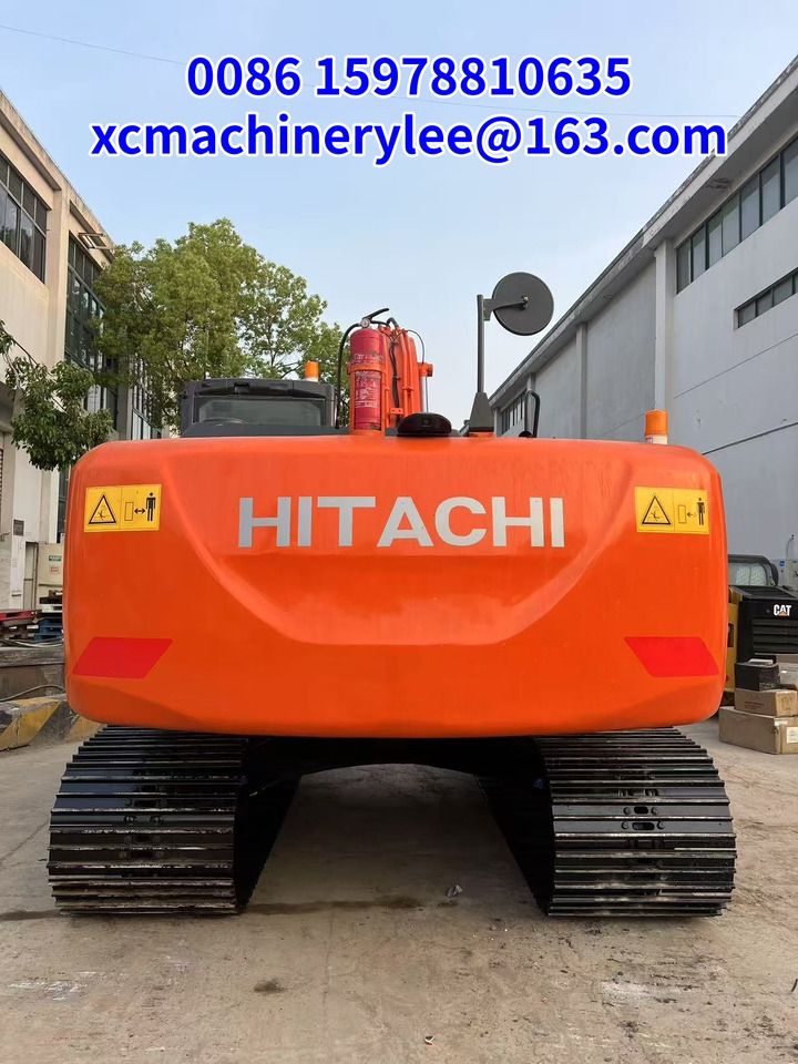 2023 Hitachi ZX200 crawler excavator rear view 2023 Hitachi ZX200 crawler excavator rear view