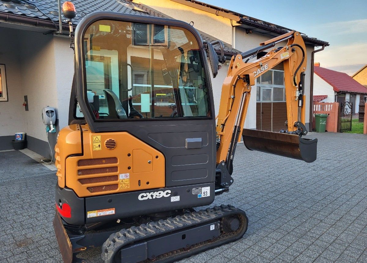 2022 CASE CX19C mini excavator, side view 2022 CASE CX19C mini excavator, side view