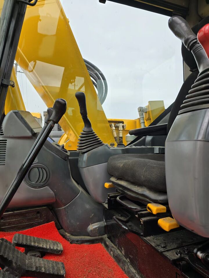 2023 Komatsu PC138US crawler excavator interior view 2023 Komatsu PC138US crawler excavator interior view