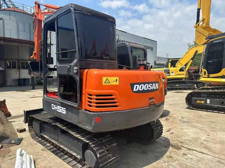 2020 Doosan DH55 excavator rear three-quarter view