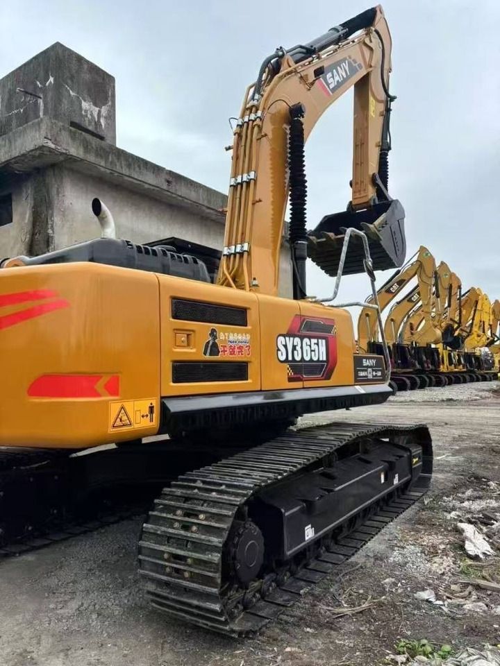 2025 Sany SY365H crawler excavator, rear three-quarter view 2025 Sany SY365H crawler excavator, rear three-quarter view