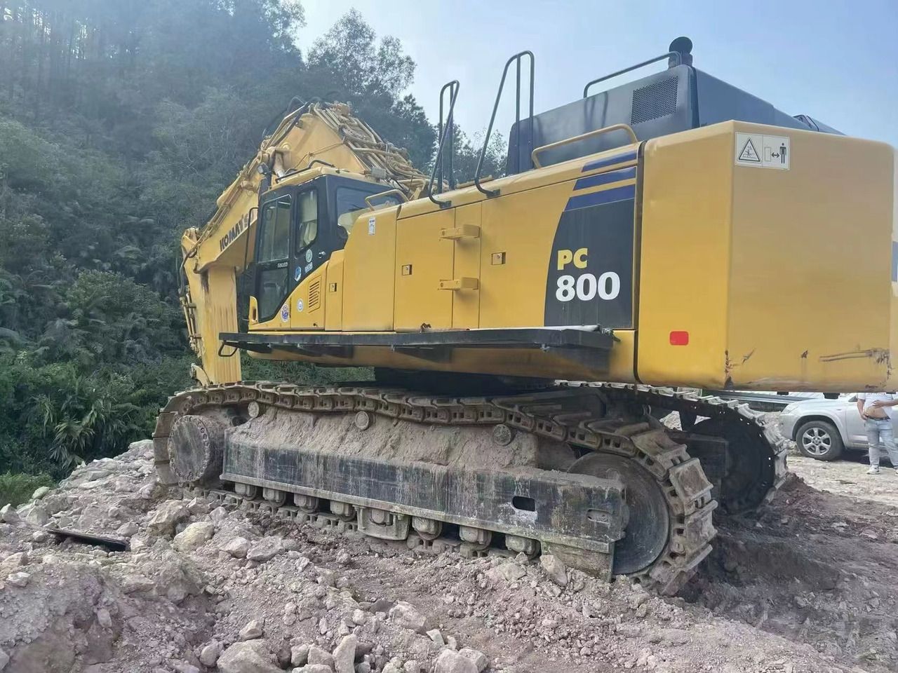 2021 Komatsu PC800-7 crawler excavator, rear three-quarter view 2021 Komatsu PC800-7 crawler excavator, rear three-quarter view