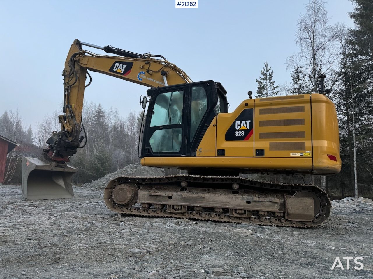 2018 Caterpillar 323 crawler excavator, side view 2018 Caterpillar 323 crawler excavator, side view