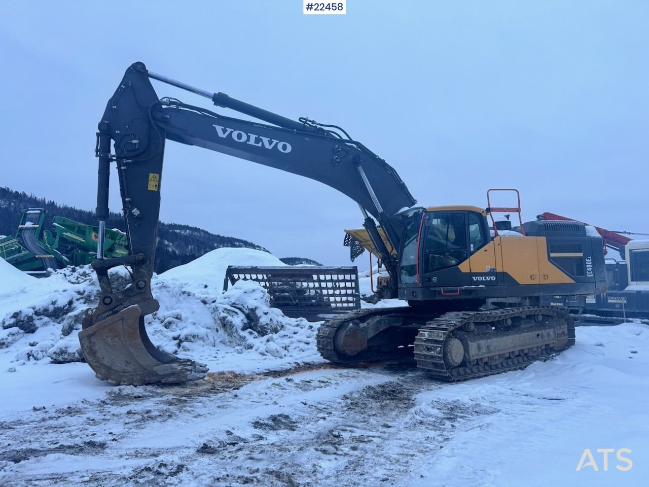 2020 Volvo EC480EL crawler excavator side view 2020 Volvo EC480EL crawler excavator side view