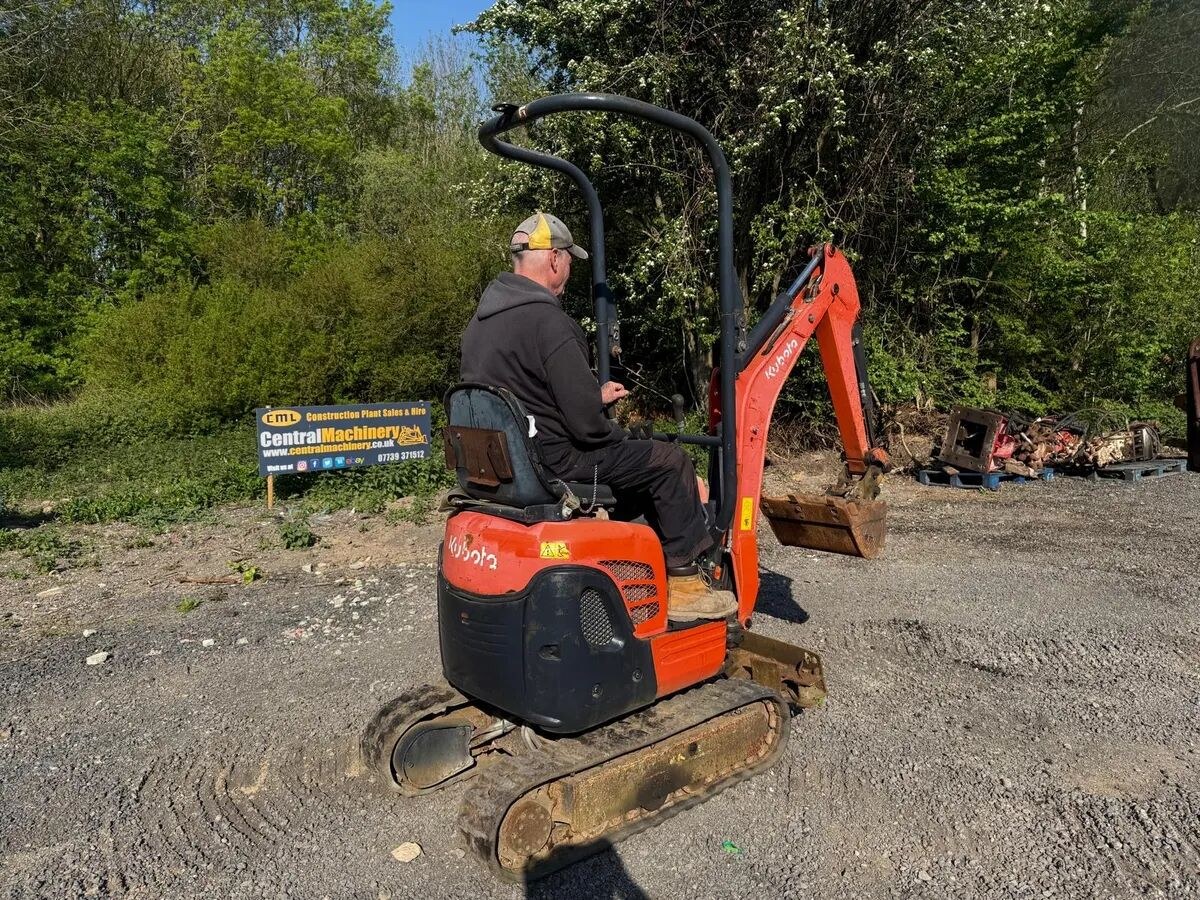 2016 Kubota U10-3 mini excavator, rear three-quarter view 2016 Kubota U10-3 mini excavator, rear three-quarter view