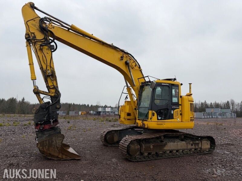 2021 Komatsu PC228USLC-11E0 excavator side view