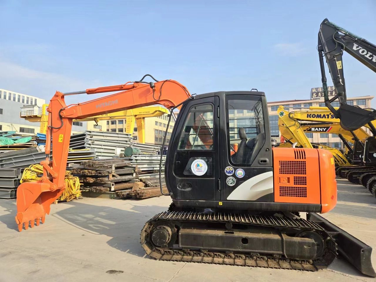 2020 Hitachi ZX60 mini excavator, side view 2020 Hitachi ZX60 mini excavator, side view