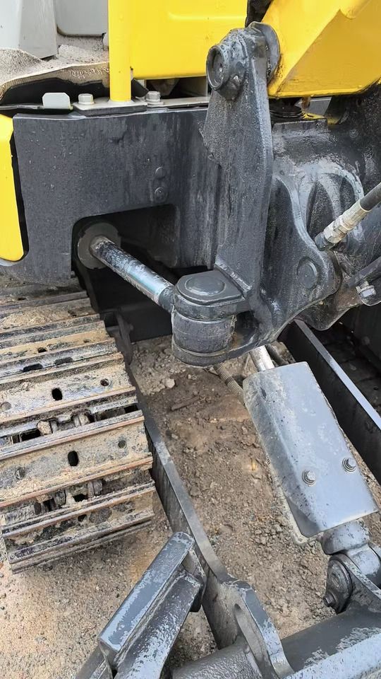 2021 Yanmar VIO 17 mini excavator boom and track detail