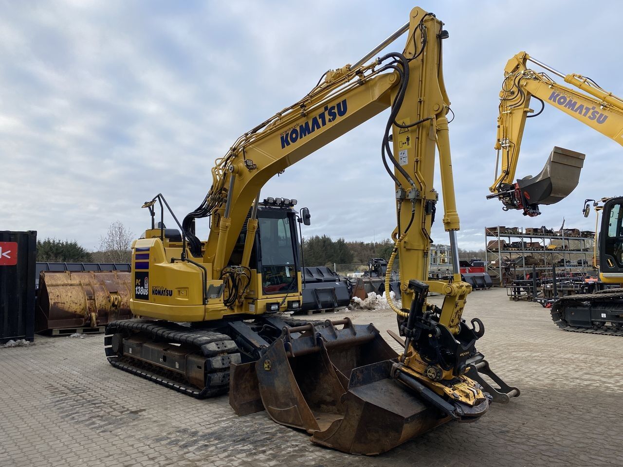 2017 Komatsu PC138US-11 crawler excavator, side view
