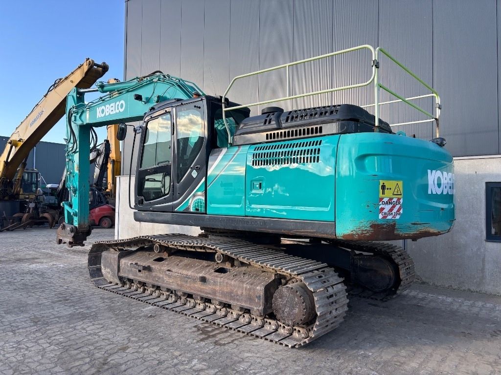 2020 Kobelco SK300LC-10 crawler excavator, rear three-quarter view
