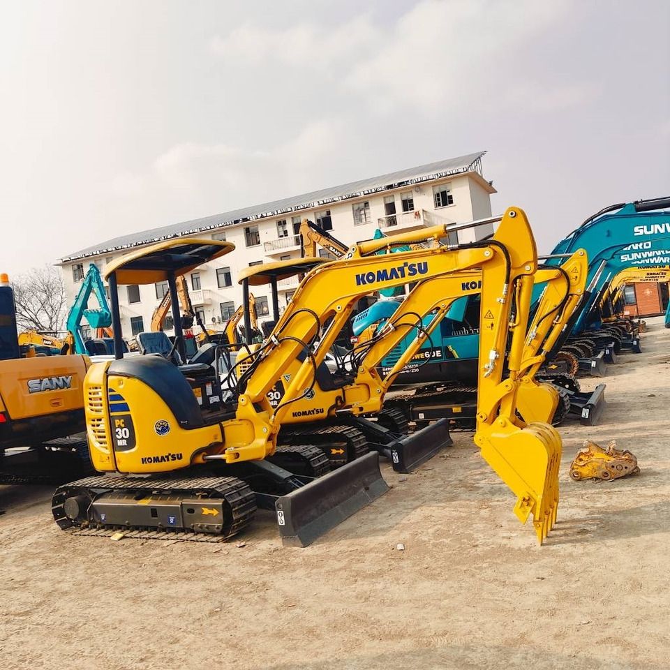 2023 Komatsu PC30MR mini excavator, rear three-quarter view 2023 Komatsu PC30MR mini excavator, rear three-quarter view