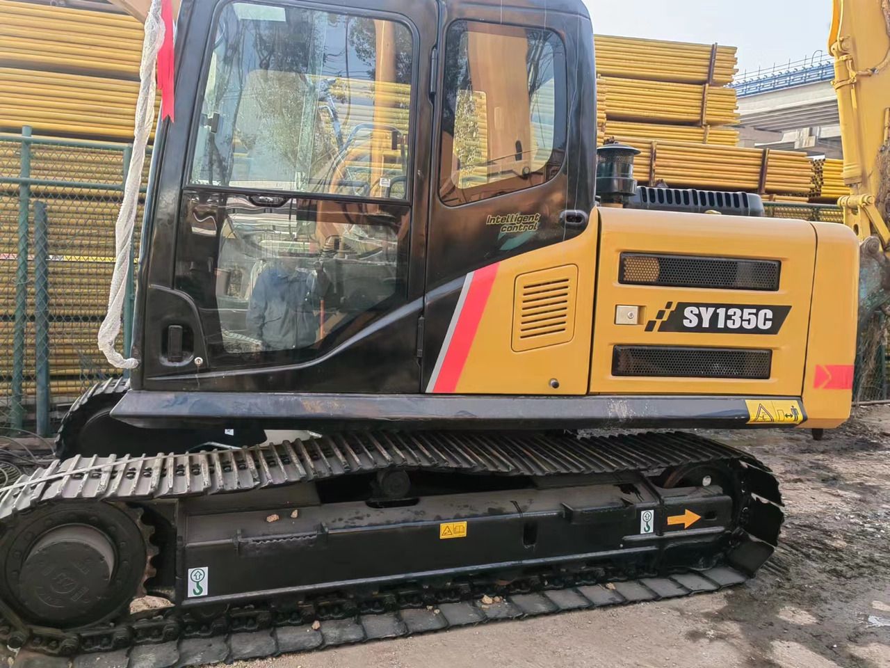 2017 Sany SY135C crawler excavator side view 2017 Sany SY135C crawler excavator side view