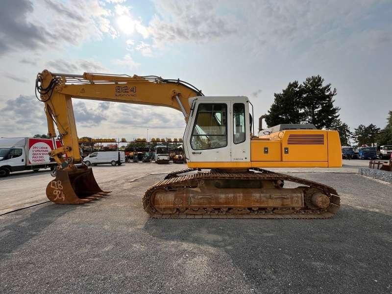 2000 Liebherr R924HDSL LITRONIC crawler excavator side view