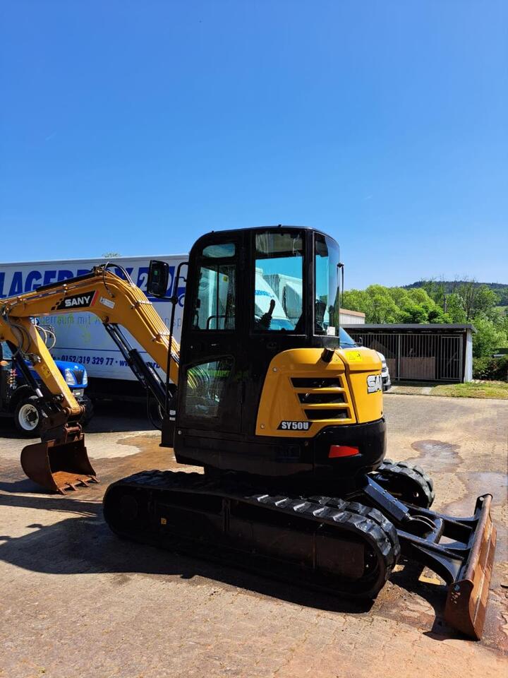 2020 Sany SY50U crawler excavator, side view 2020 Sany SY50U crawler excavator, side view