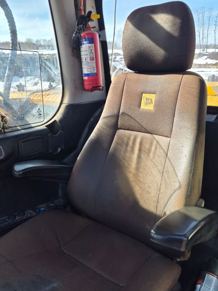 2014 JCB JS290LC crawler excavator interior cab seat 2014 JCB JS290LC crawler excavator interior cab seat
