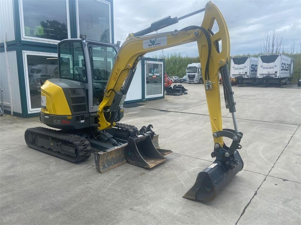 2024 Wacker Neuson EZ36 mini excavator, side view 2024 Wacker Neuson EZ36 mini excavator, side view