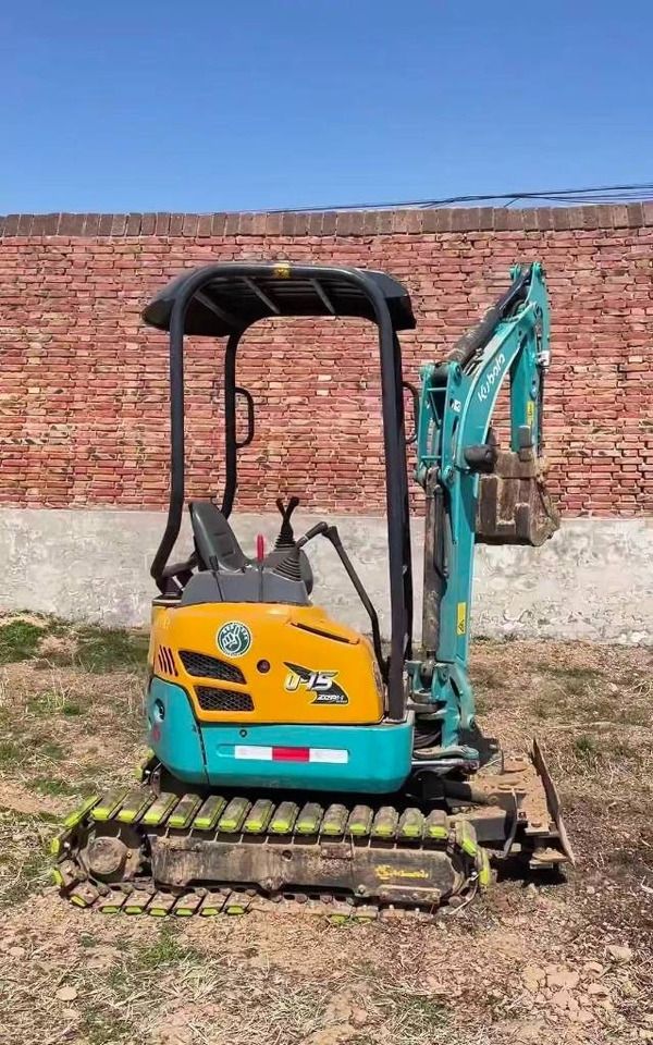 2025 Kubota U15 mini excavator side view 2025 Kubota U15 mini excavator side view