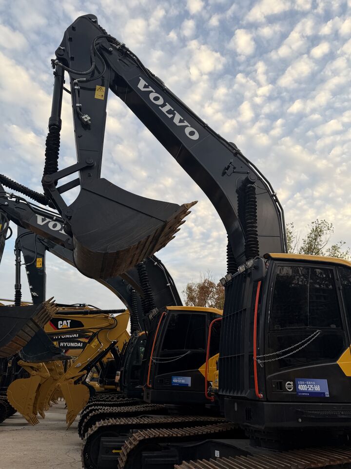 2026 Volvo EC350D crawler excavator, close-up of boom and bucket