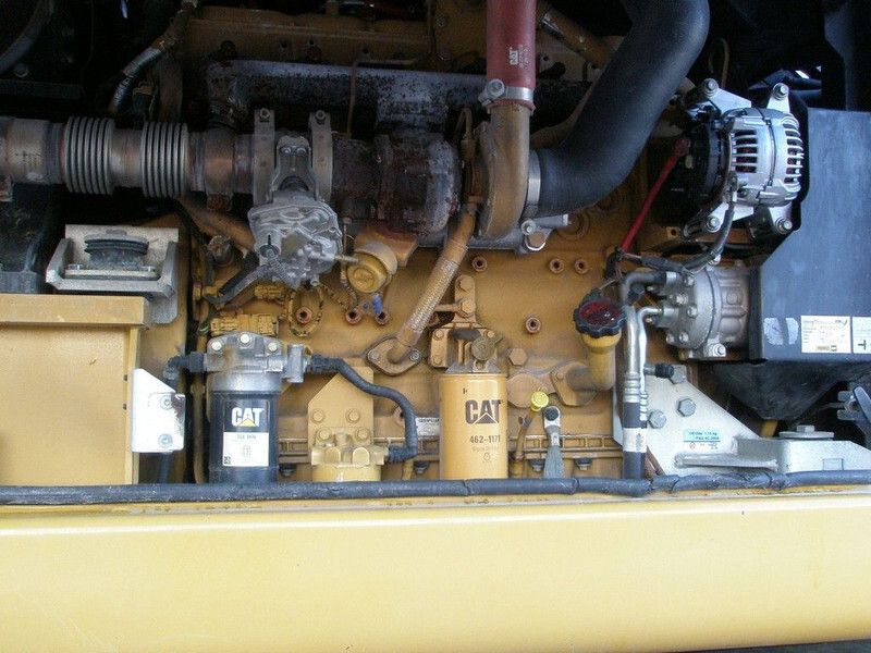 2015 Caterpillar MH3024 material handler engine bay detail 2015 Caterpillar MH3024 material handler engine bay detail