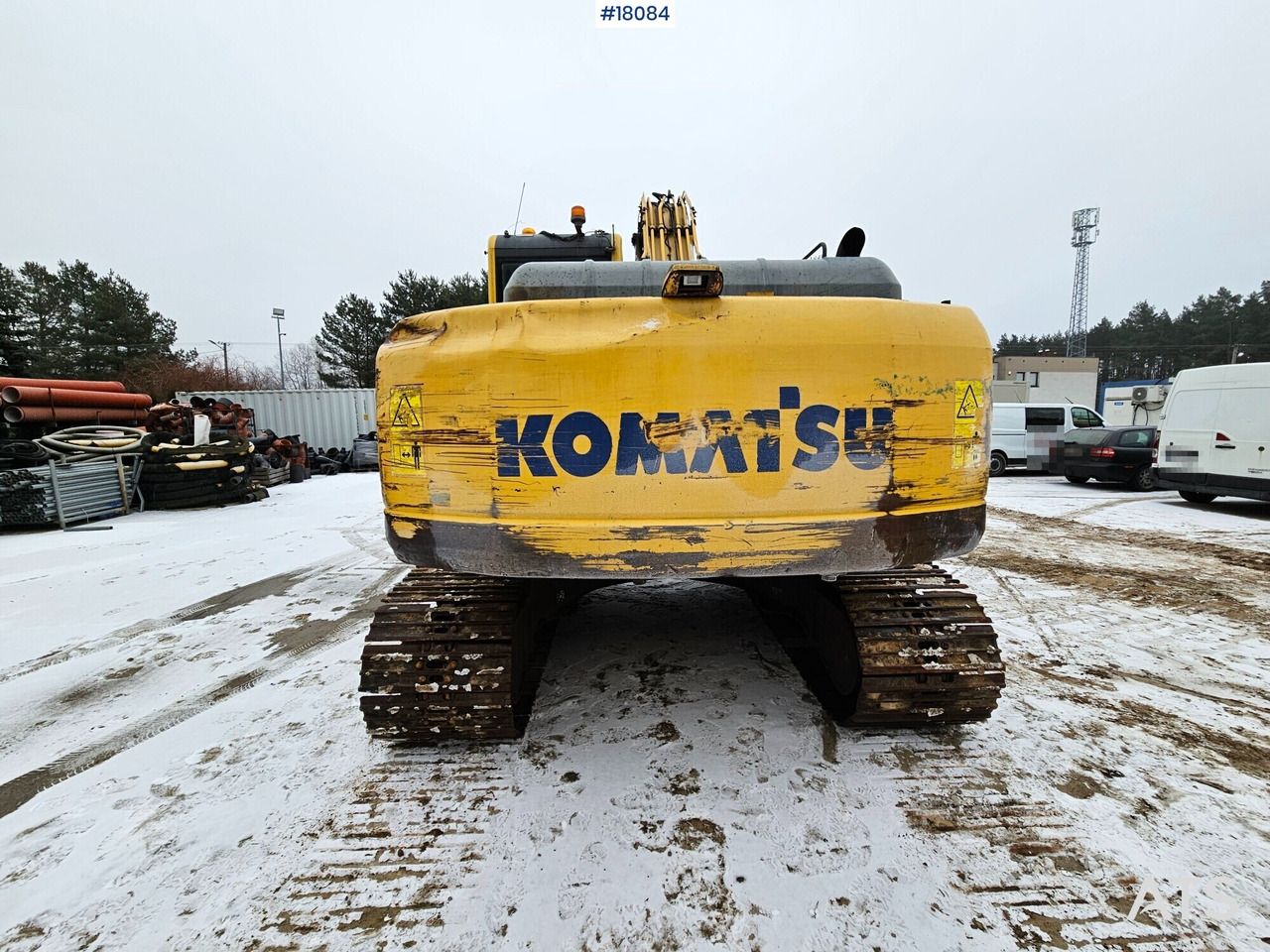 2011 Komatsu PC210LC-8 crawler excavator, rear view 2011 Komatsu PC210LC-8 crawler excavator, rear view