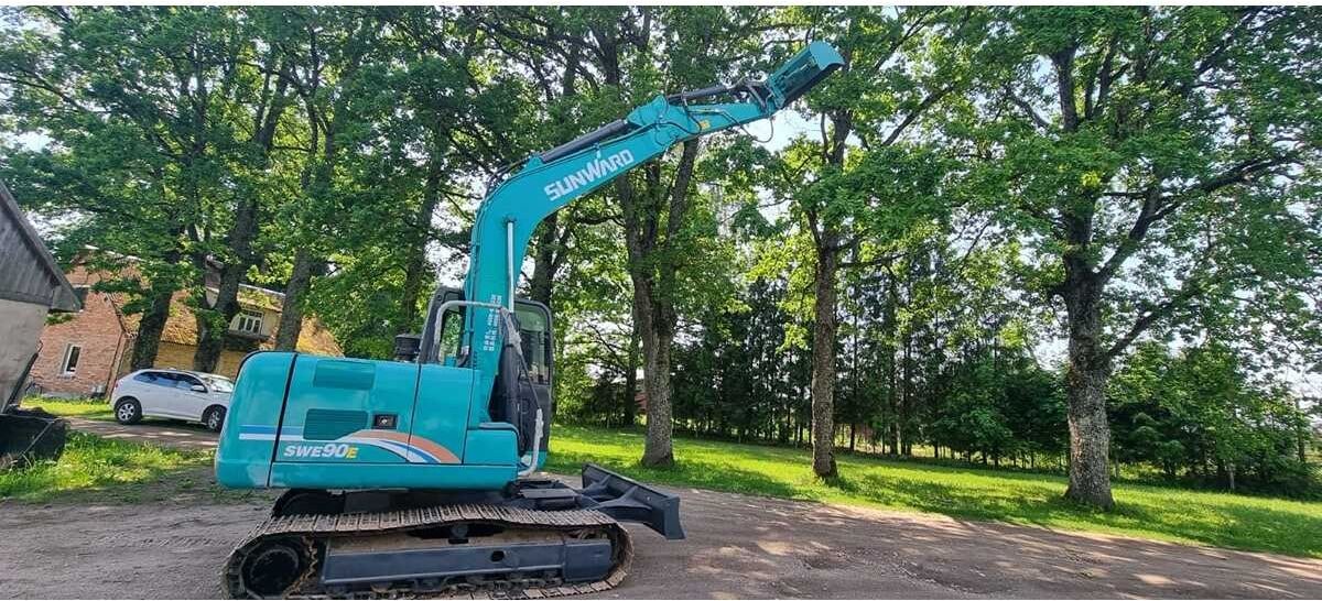 2021 Sunward SWE90E crawler excavator, side view 2021 Sunward SWE90E crawler excavator, side view